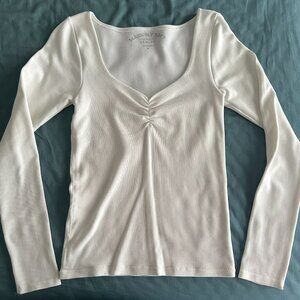 Aeropostale-SERIOUSLY SOFT Longsleeve Form Fitting White Top Women's Medium